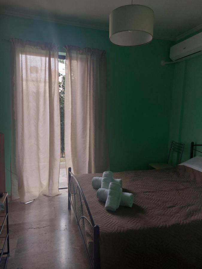 Luchia Apartment Patras Exterior foto